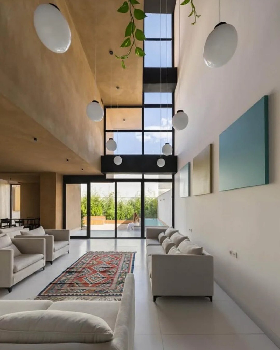 ساختمان نیم رخ کرمان