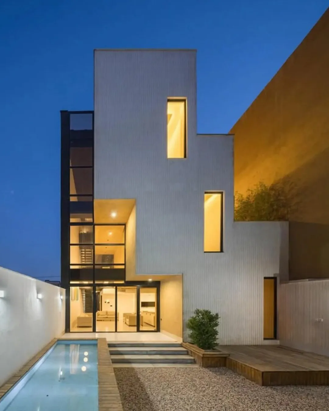 ساختمان نیم رخ کرمان، رتبه سوم بخش مسکونی تک واحدی مجله معمار - مقاله معماری